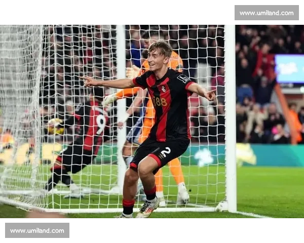 德比赢球！赫伊森父子鸣笛与皇马球迷共庆